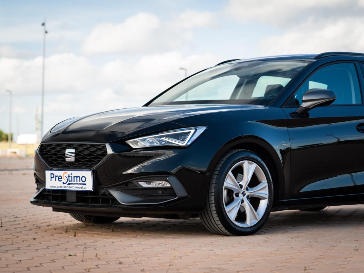 seat-leon-st-2023-gasolina-999cc