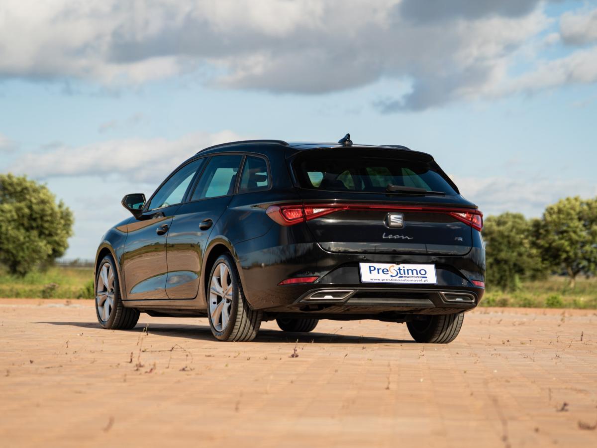 seat-leon-st-2023-gasolina-999cc