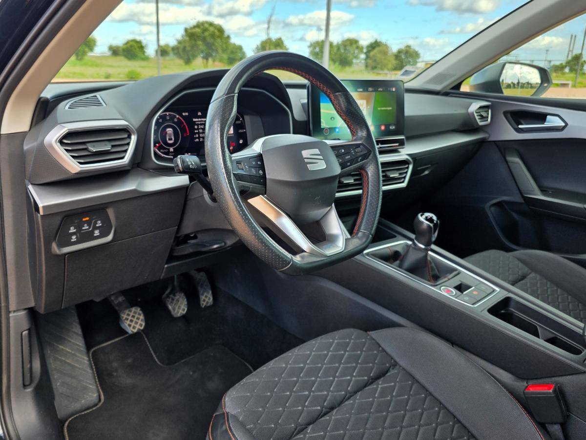 seat-leon-st-2023-gasolina-999cc