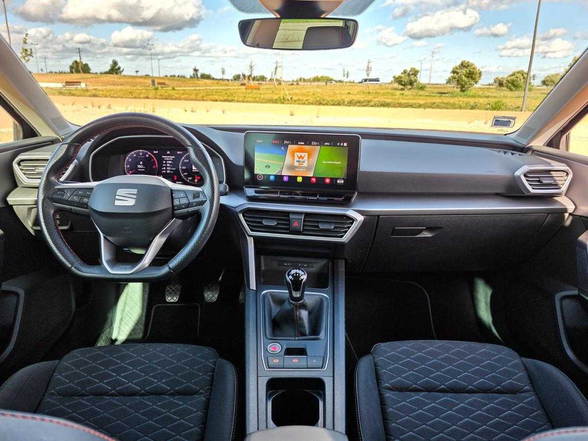 seat-leon-st-2023-gasolina-999cc