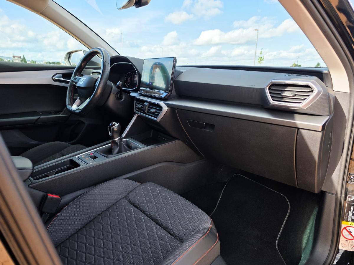 seat-leon-st-2023-gasolina-999cc