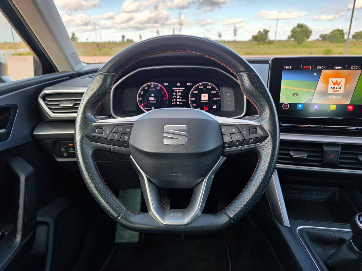seat-leon-st-2023-gasolina-999cc
