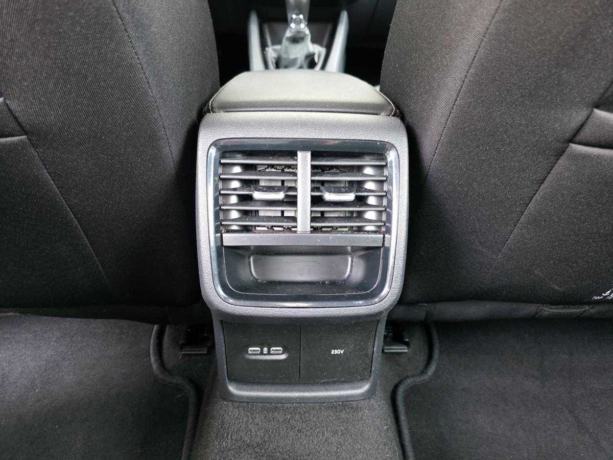 skoda-octavia-2022-diesel-1968cc