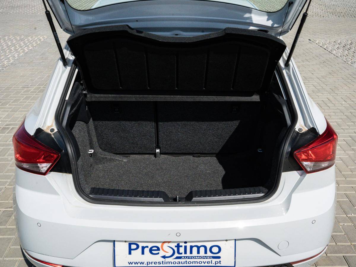 seat-ibiza-2023-gasolina-999cc
