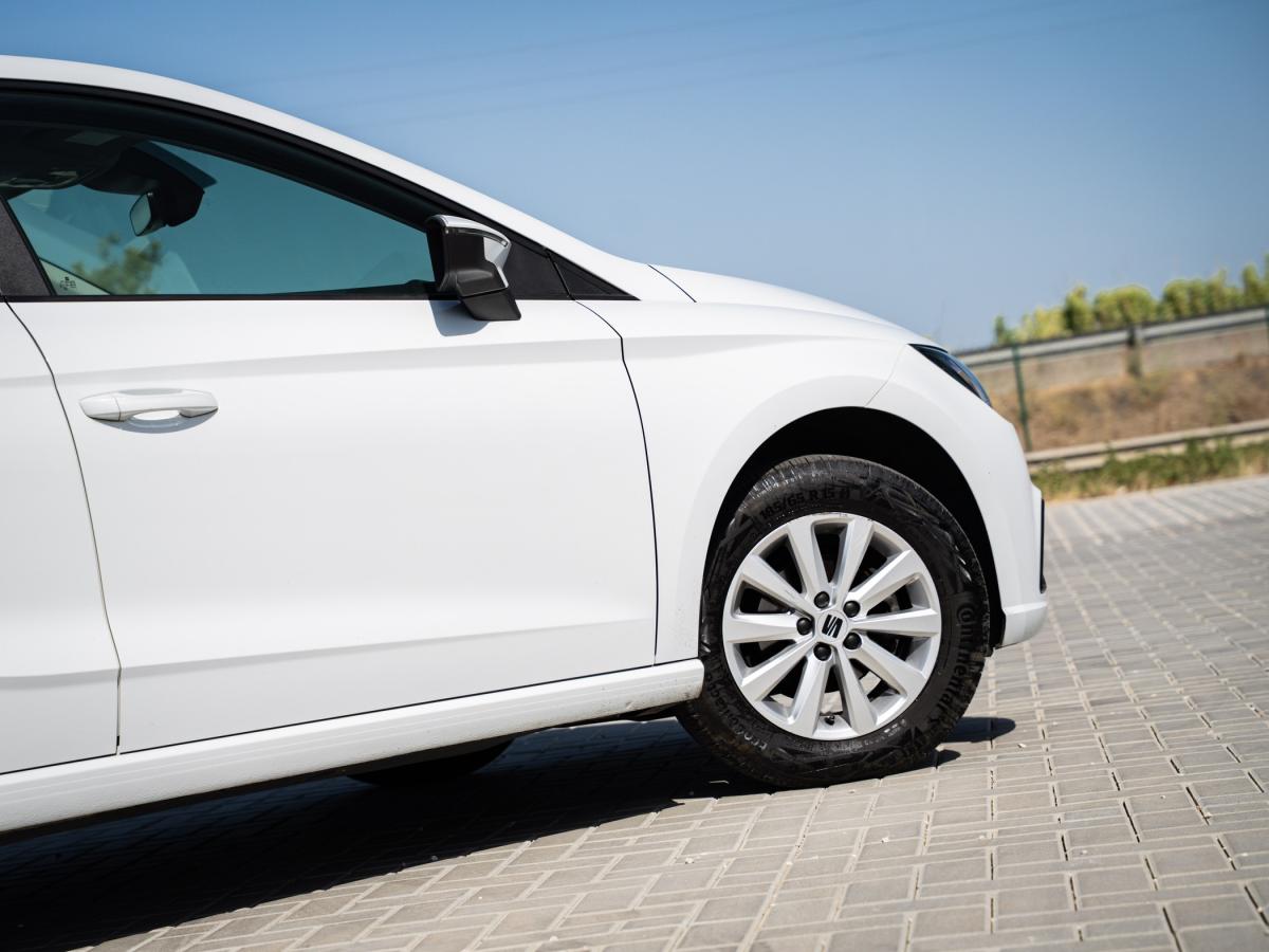 seat-ibiza-2023-gasolina-999cc
