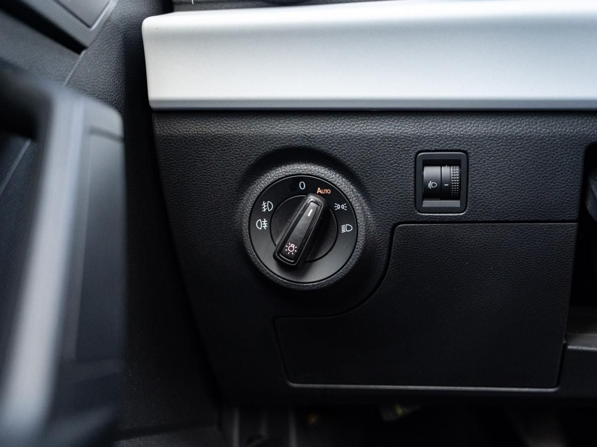 seat-ibiza-2023-gasolina-999cc