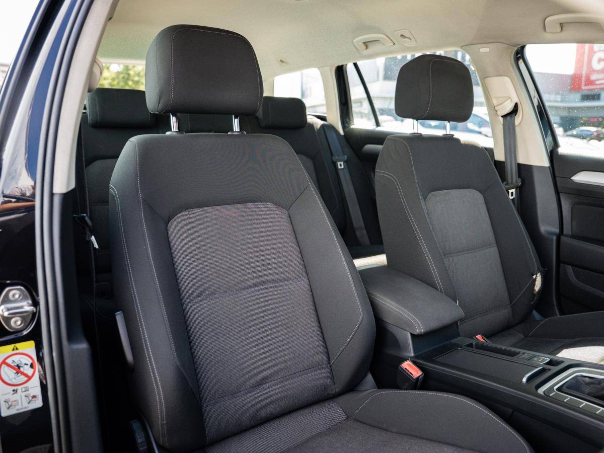 volkswagen-passat-variant-2017-diesel-1968cc