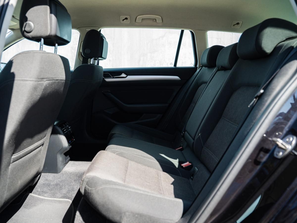 volkswagen-passat-variant-2017-diesel-1968cc