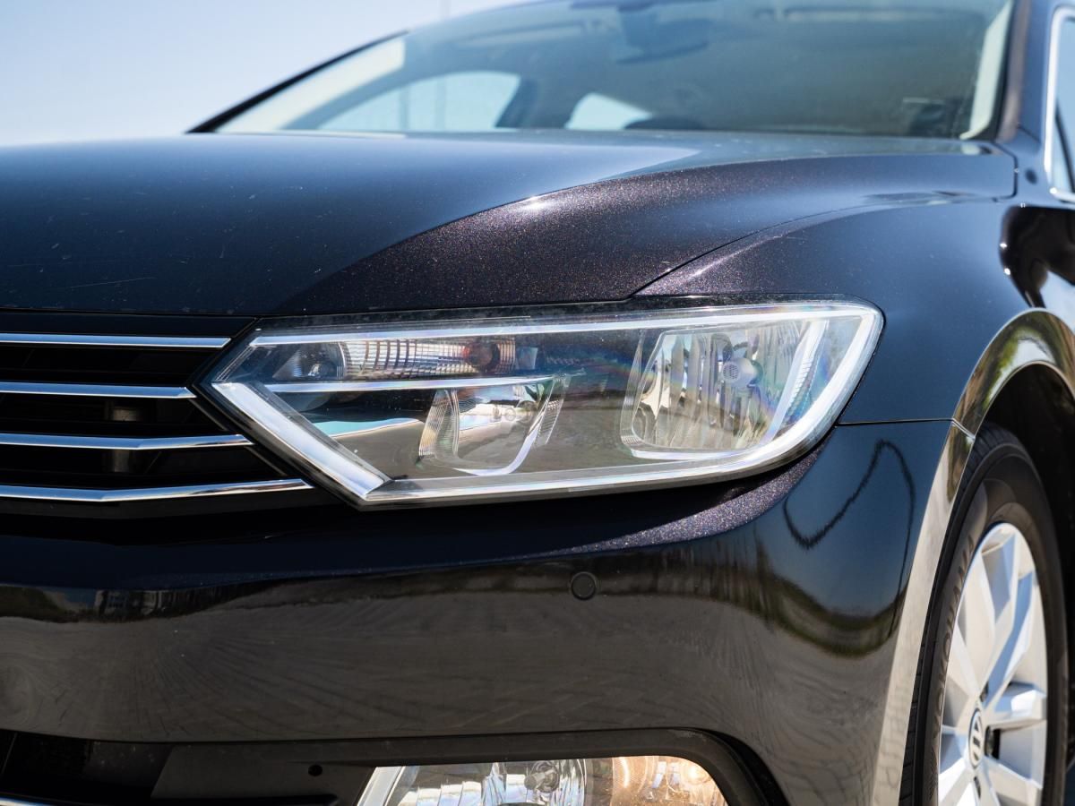 volkswagen-passat-variant-2017-diesel-1968cc