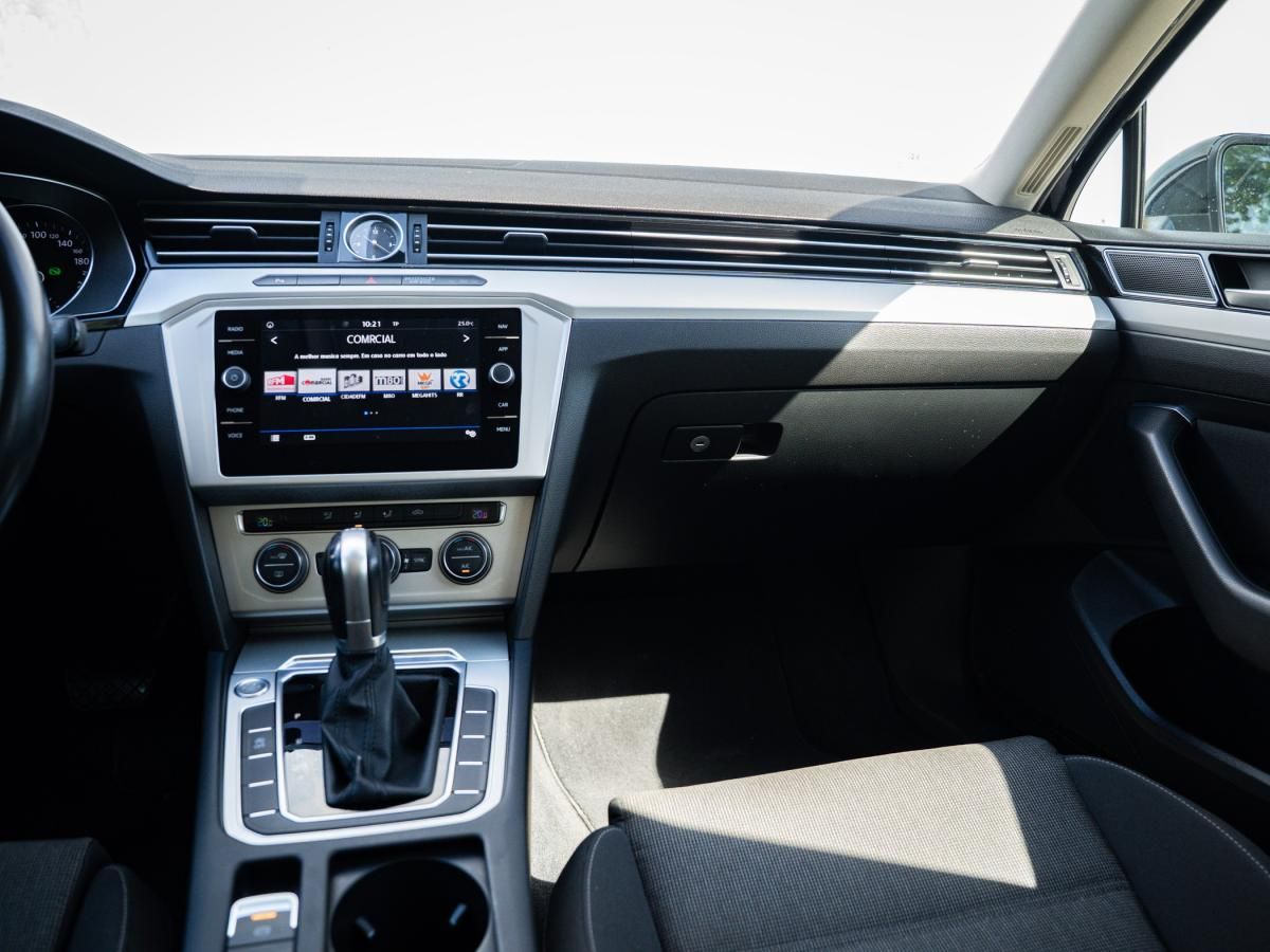 volkswagen-passat-variant-2017-diesel-1968cc