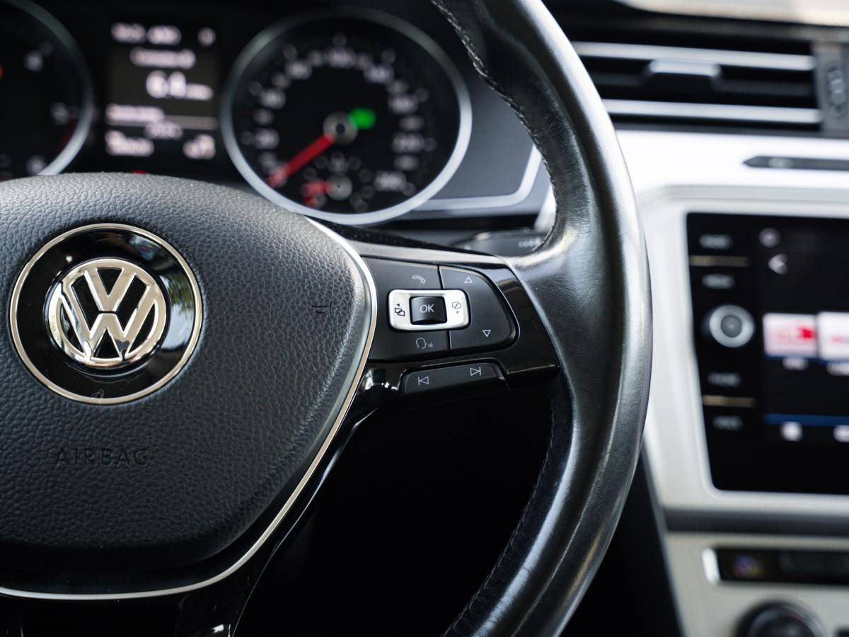 volkswagen-passat-variant-2017-diesel-1968cc