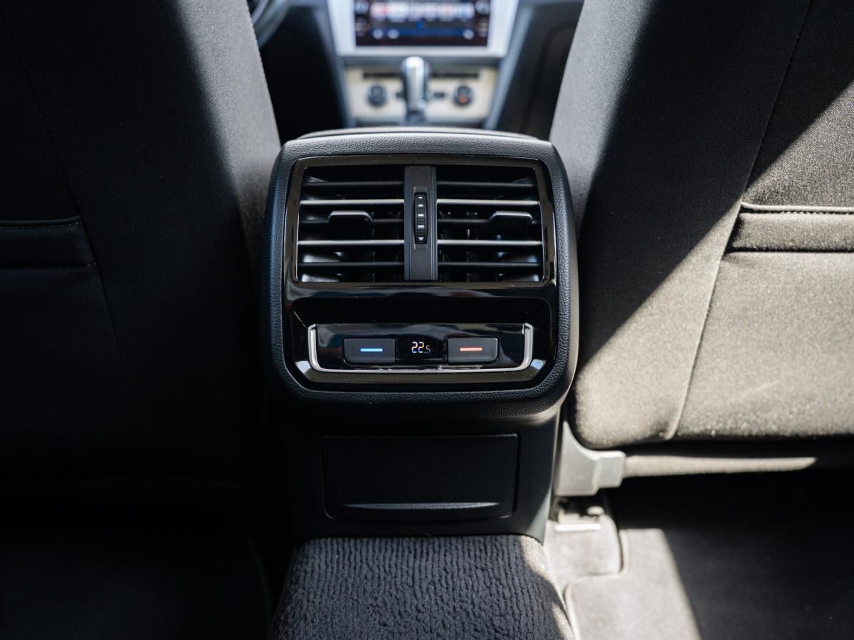 volkswagen-passat-variant-2017-diesel-1968cc