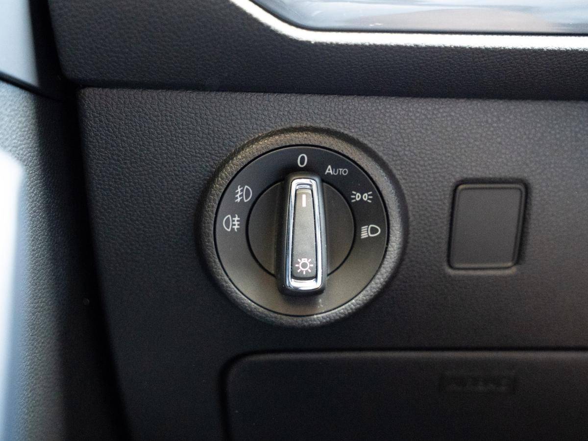 seat-ateca-2019-diesel-1598cc