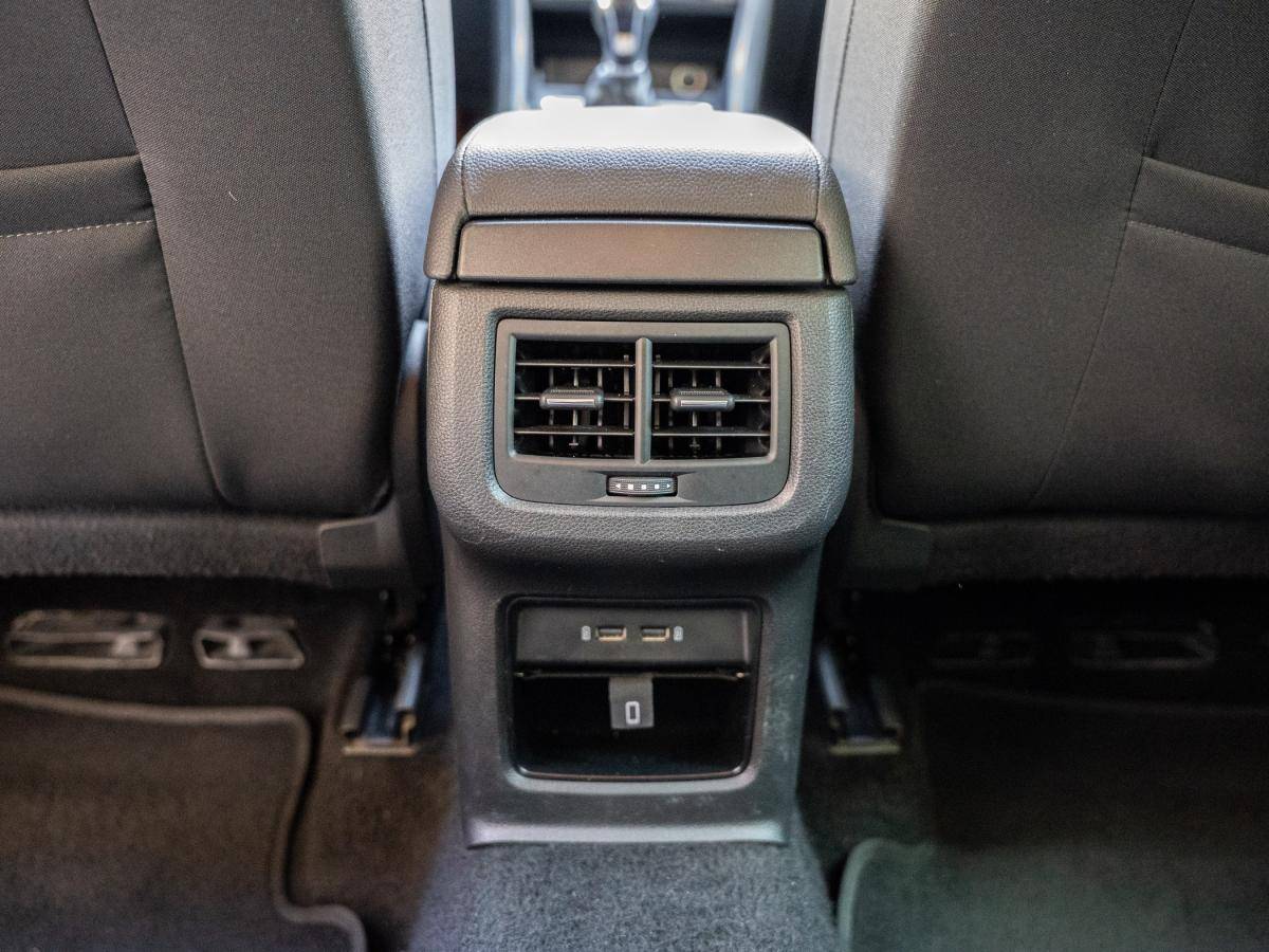 seat-ateca-2019-diesel-1598cc