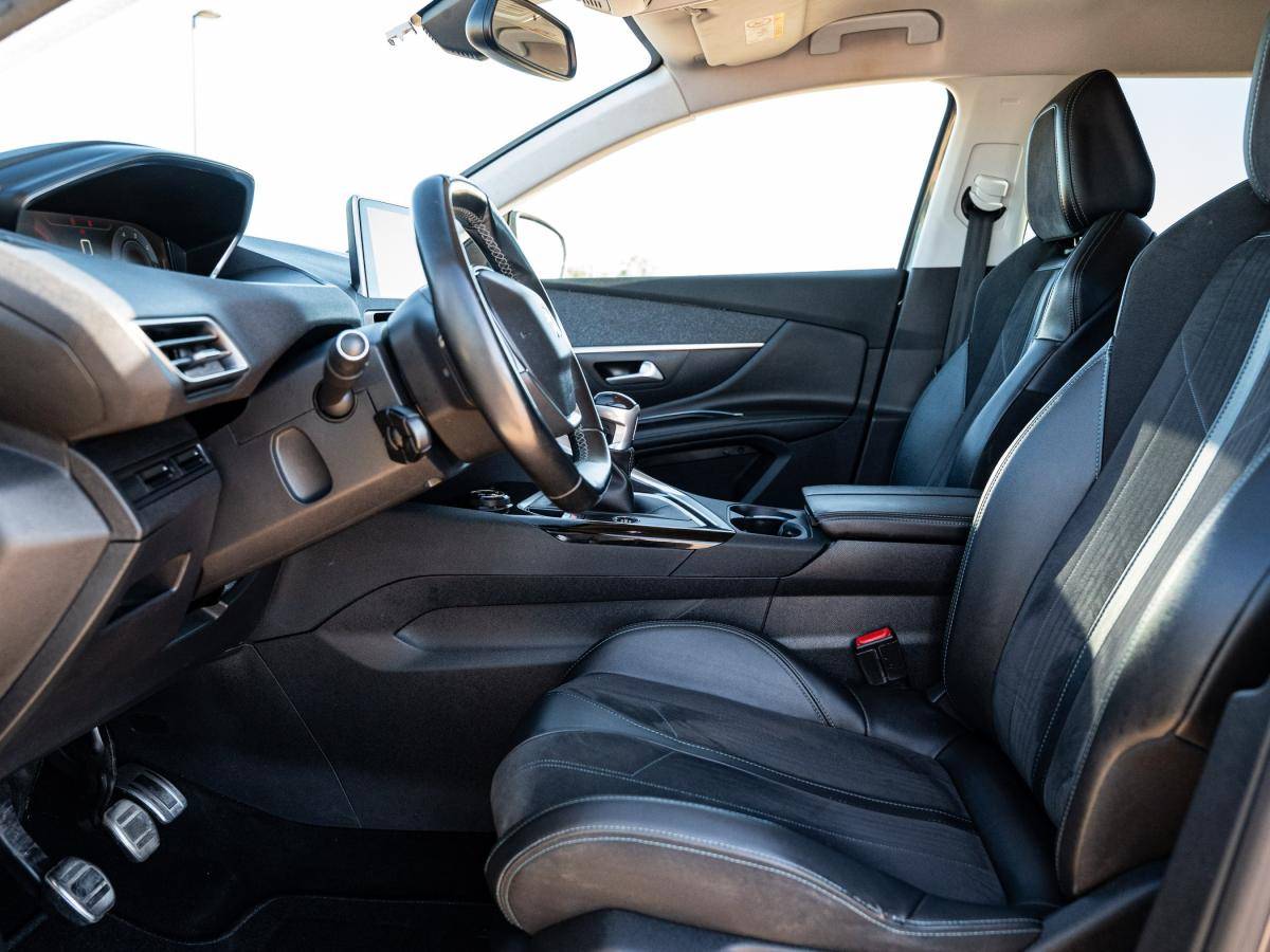 peugeot-5008-2019-diesel-1499cc