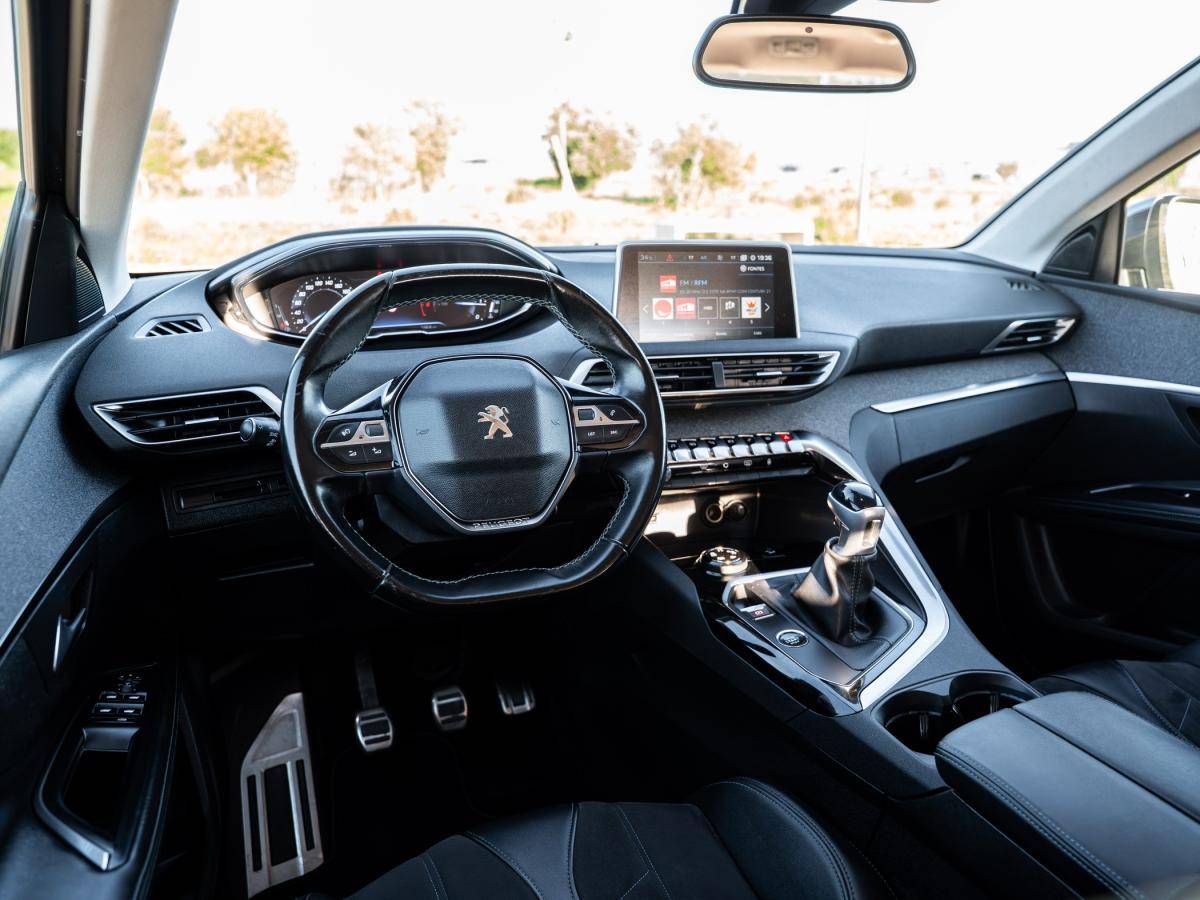 peugeot-5008-2019-diesel-1499cc