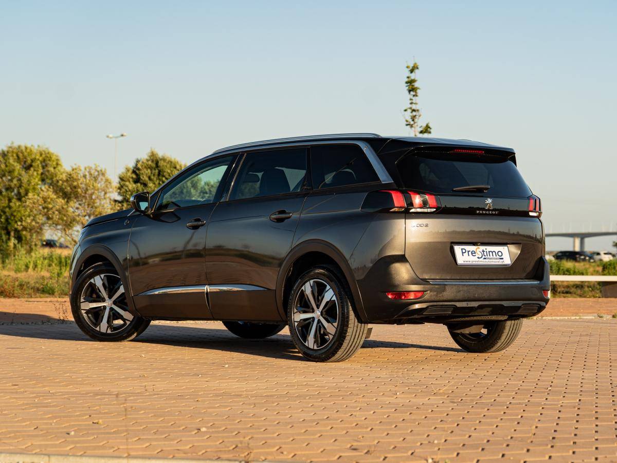 peugeot-5008-2019-diesel-1499cc