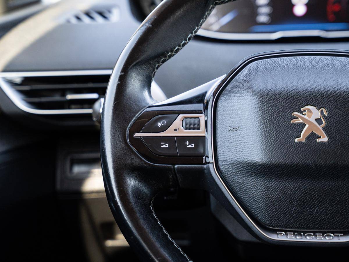 peugeot-5008-2019-diesel-1499cc