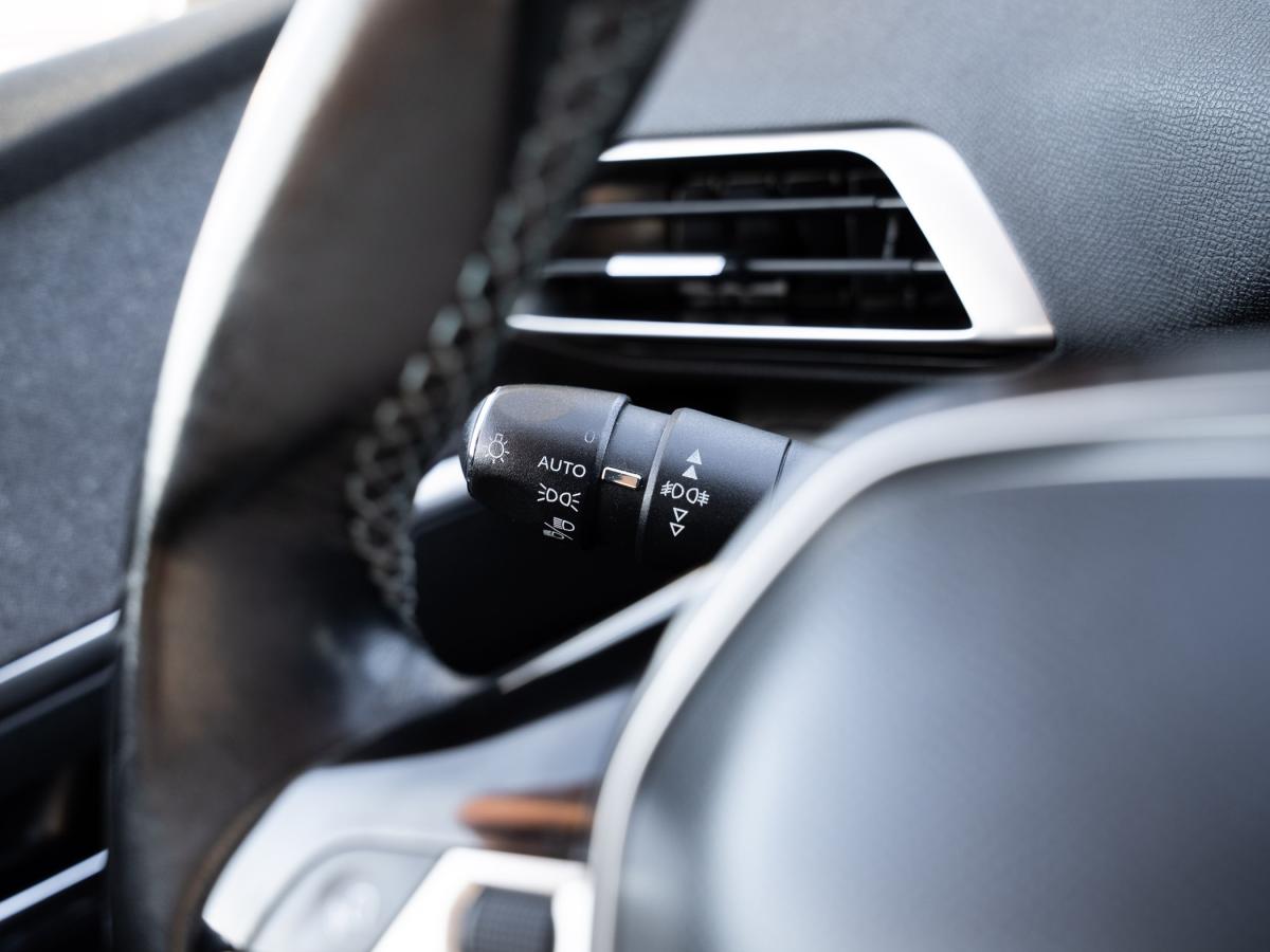 peugeot-5008-2019-diesel-1499cc