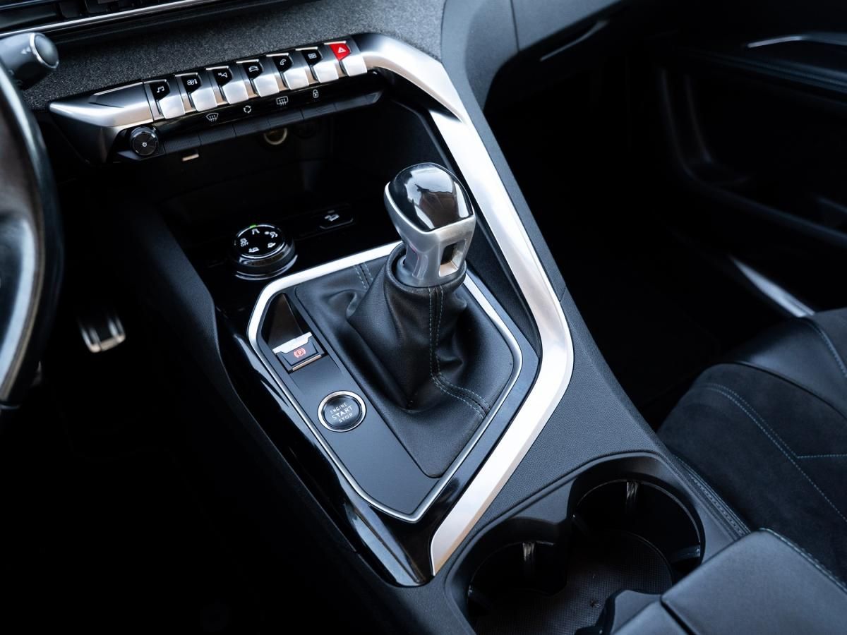 peugeot-5008-2019-diesel-1499cc