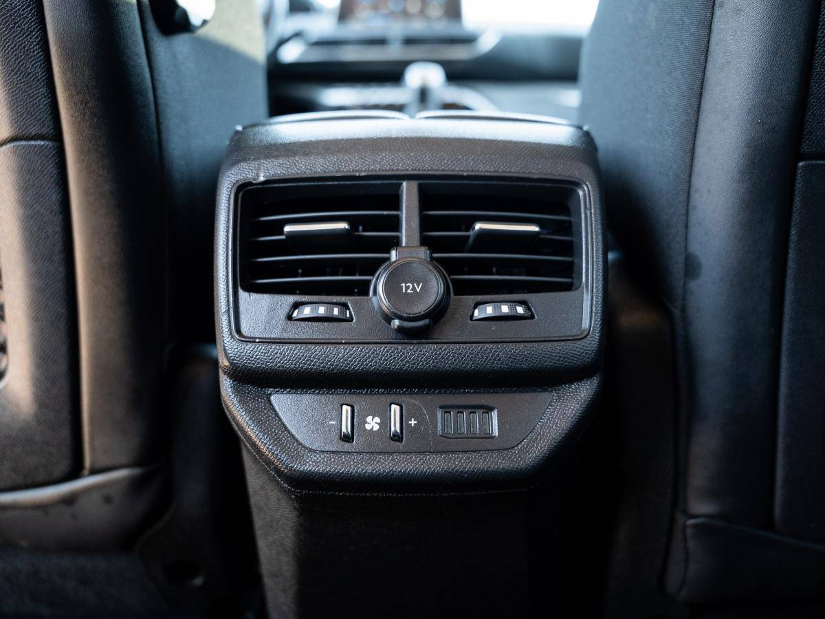 peugeot-5008-2019-diesel-1499cc