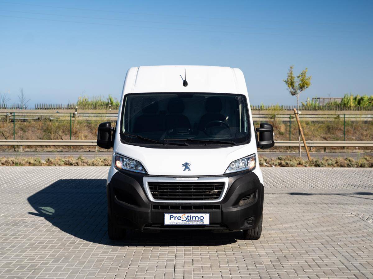 peugeot-boxer-2022-diesel-2179cc