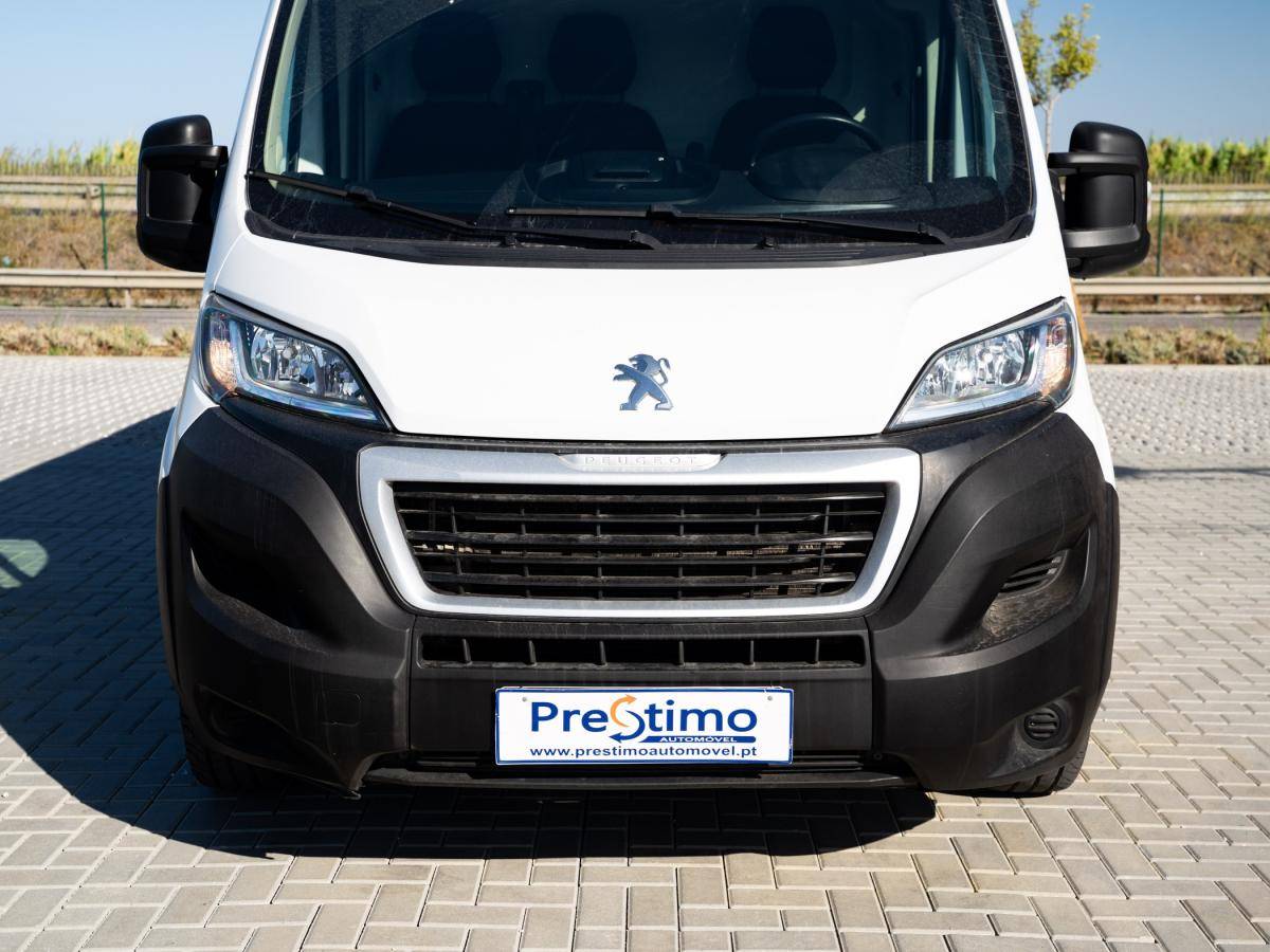 peugeot-boxer-2022-diesel-2179cc