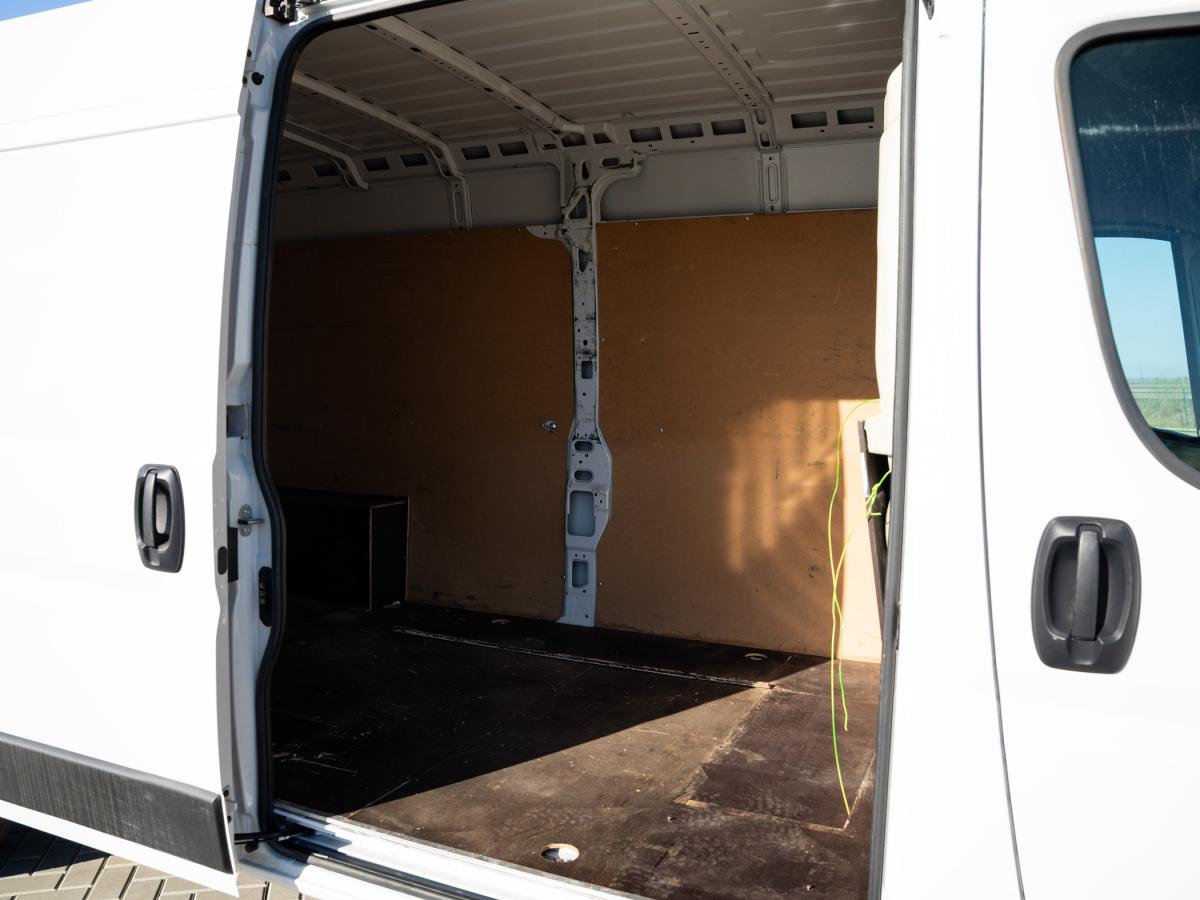 peugeot-boxer-2022-diesel-2179cc