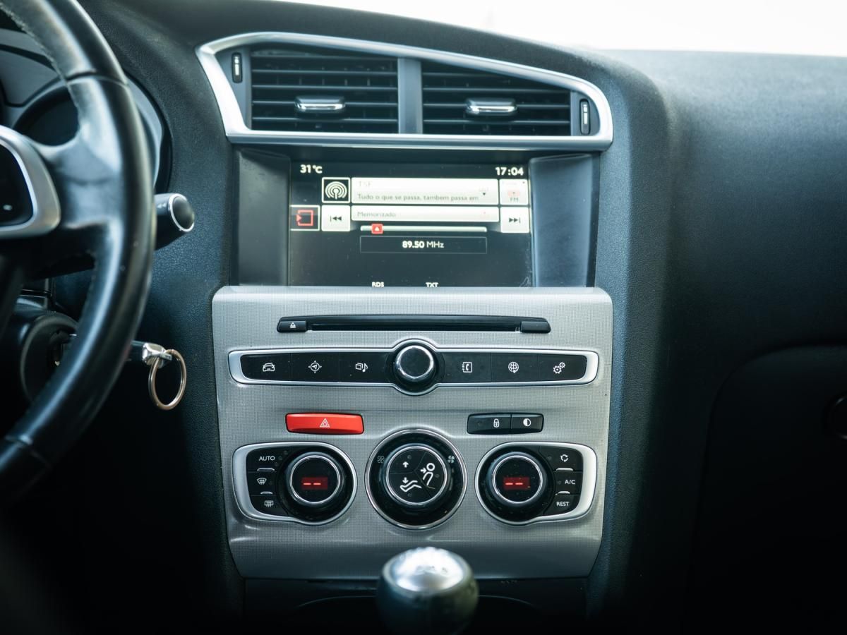 citroen-c4-2015-gasolina-1199cc