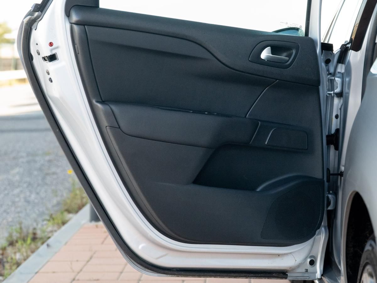 citroen-c4-2015-gasolina-1199cc
