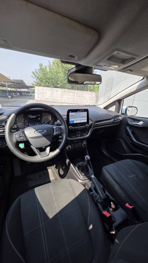 ford-fiesta-2019-gasolina-1084cc