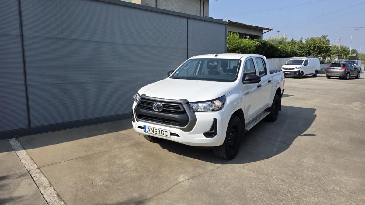 toyota-hilux-2022-diesel-2393cc