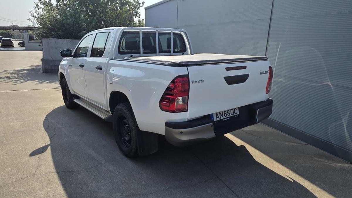 toyota-hilux-2022-diesel-2393cc