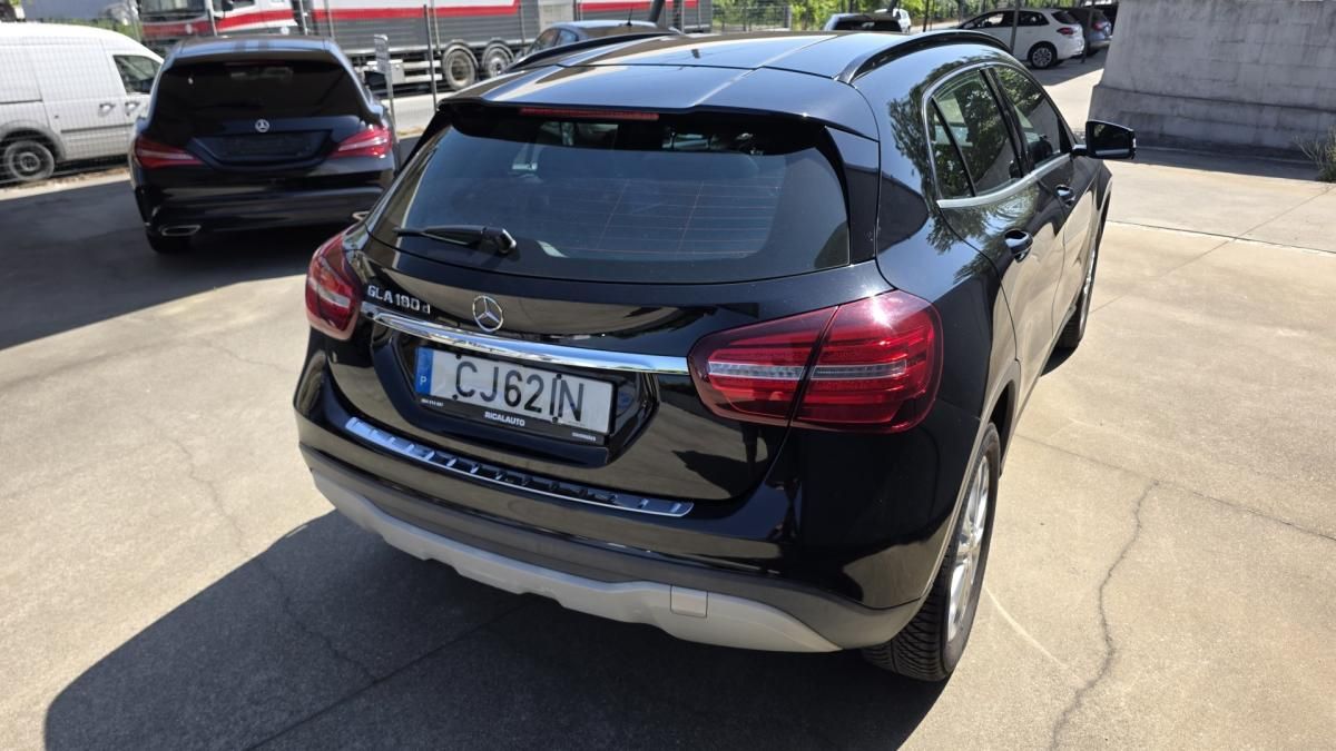 mercedes-benz-gla-2018-diesel-1461cc