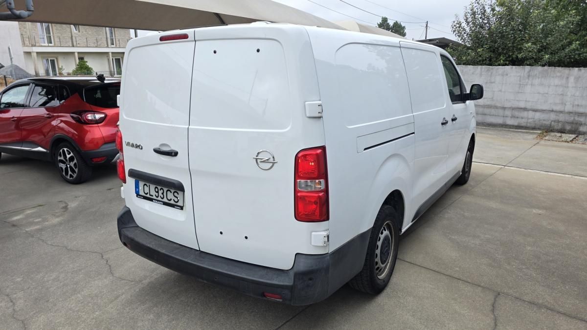 opel-vivaro-2021-diesel-2000cc