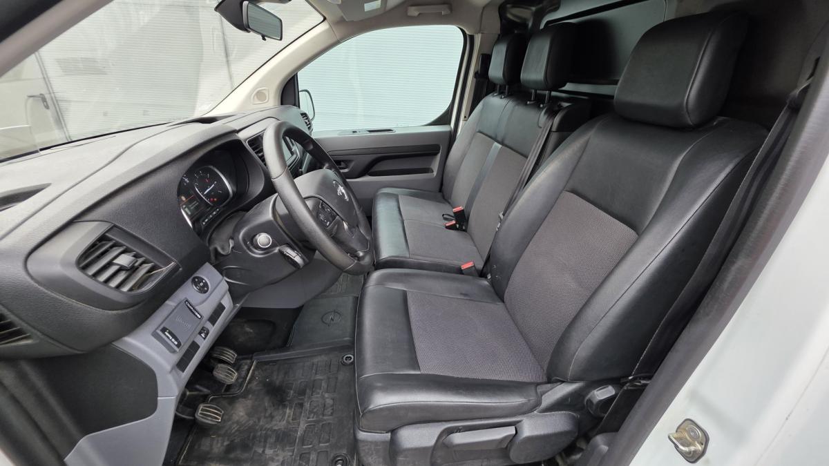 opel-vivaro-2021-diesel-2000cc