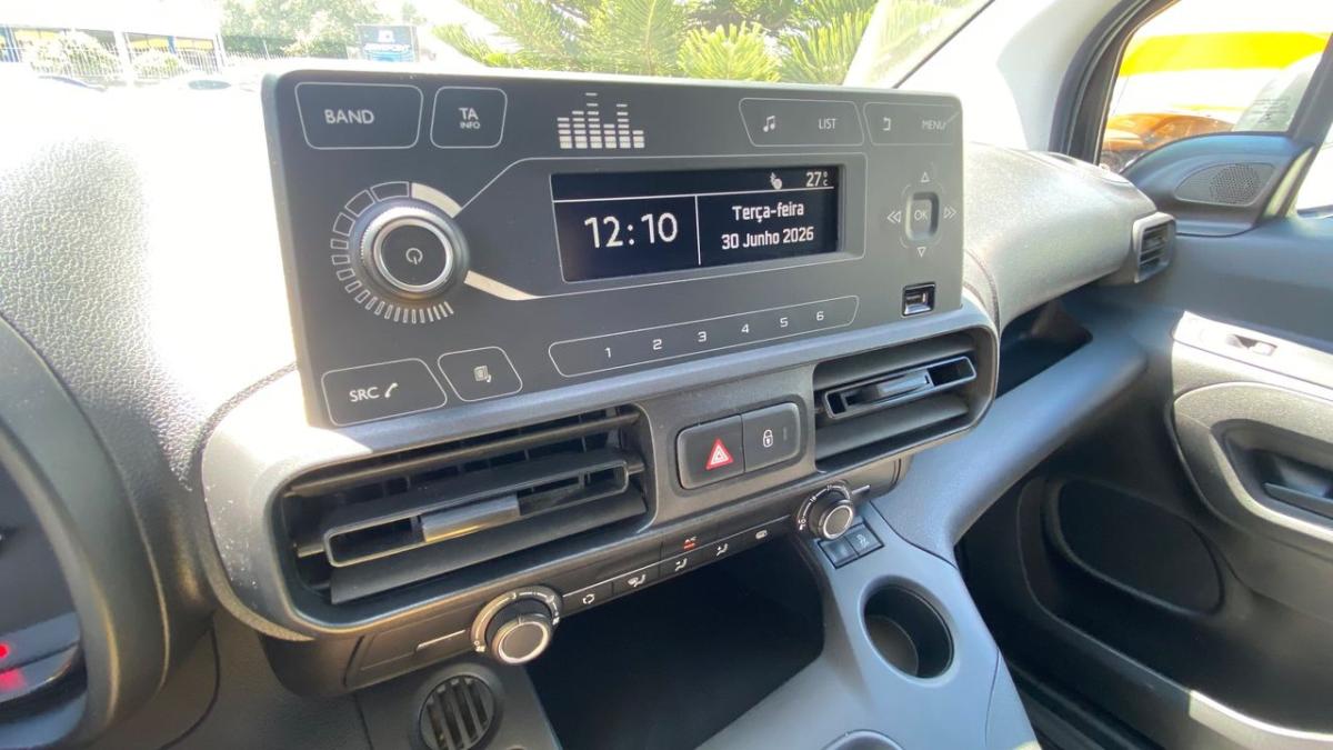 citroen-berlingo-2022-diesel-1499cc
