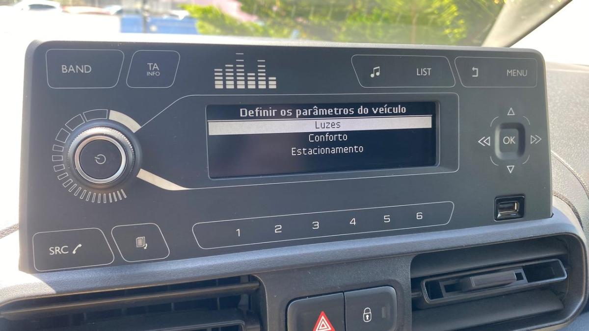 citroen-berlingo-2022-diesel-1499cc