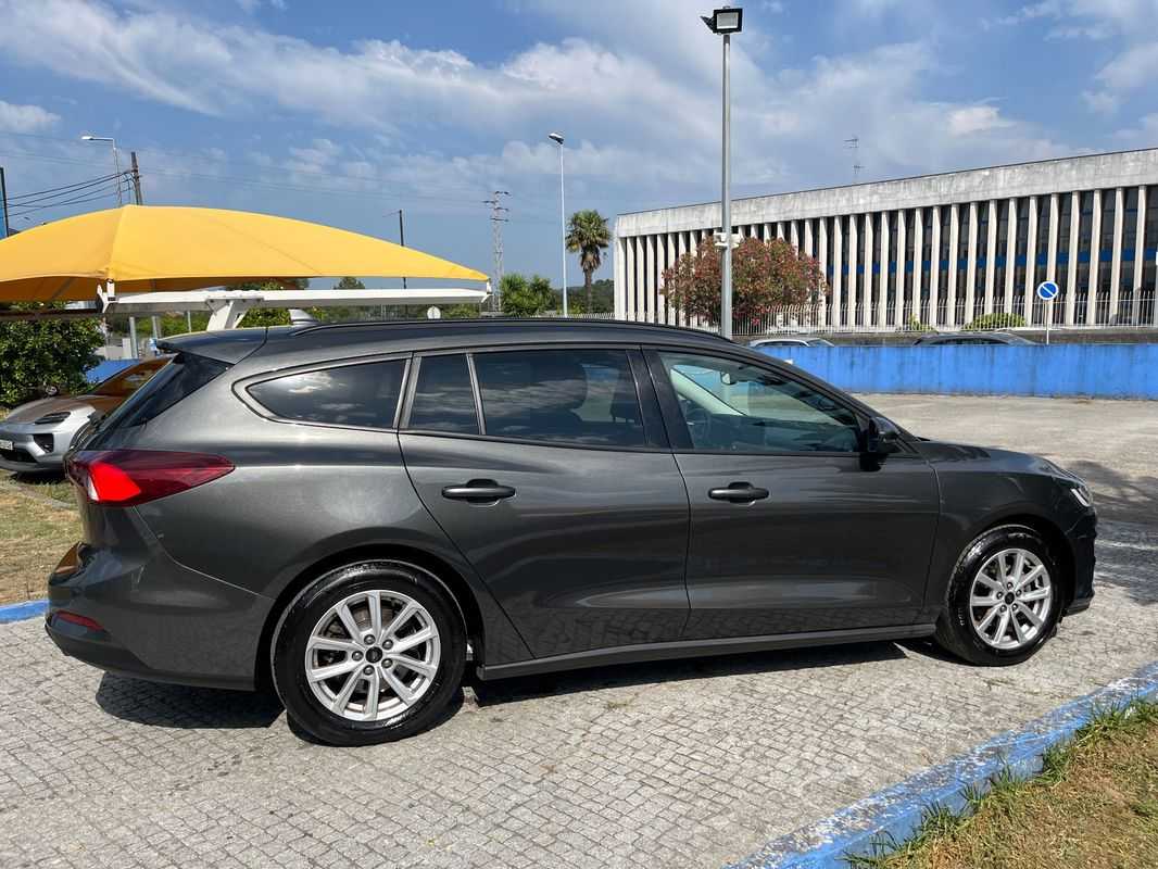 ford-focus-sw-2022-diesel-1499cc