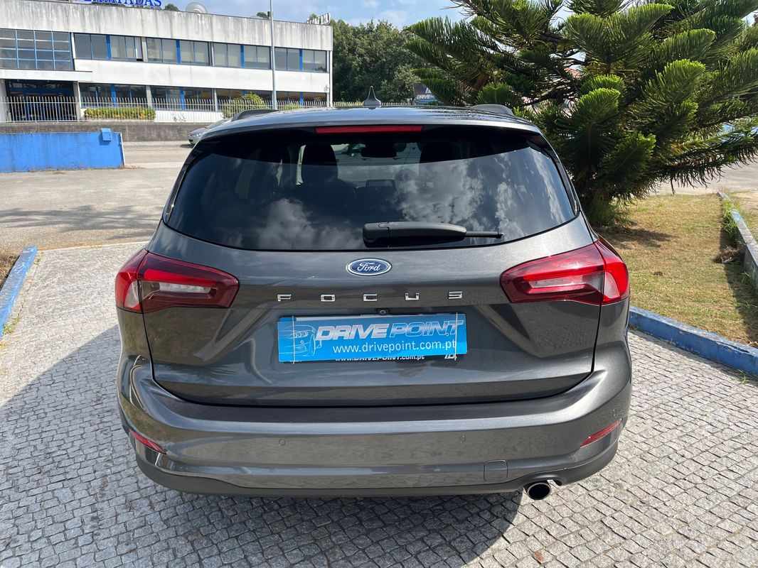 ford-focus-sw-2022-diesel-1499cc
