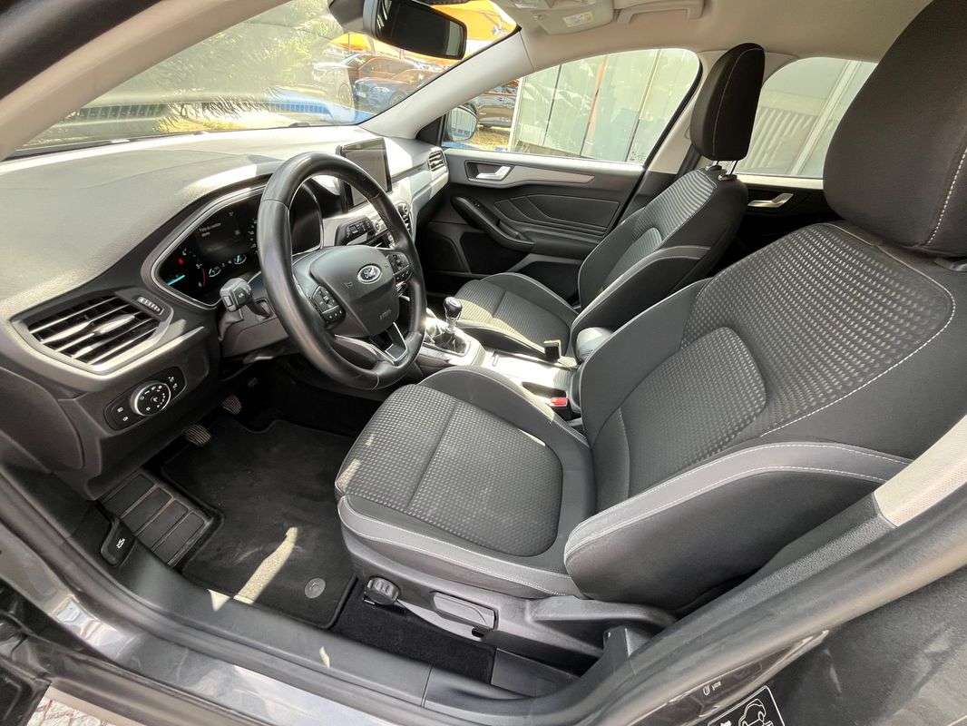 ford-focus-sw-2022-diesel-1499cc