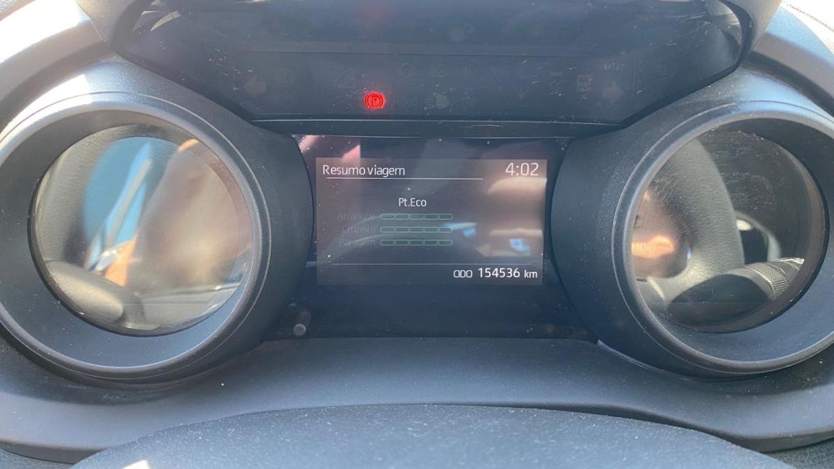toyota-yaris-2022-hibrido-a-gasolina-1490cc
