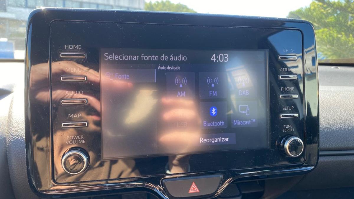 toyota-yaris-2022-hibrido-a-gasolina-1490cc