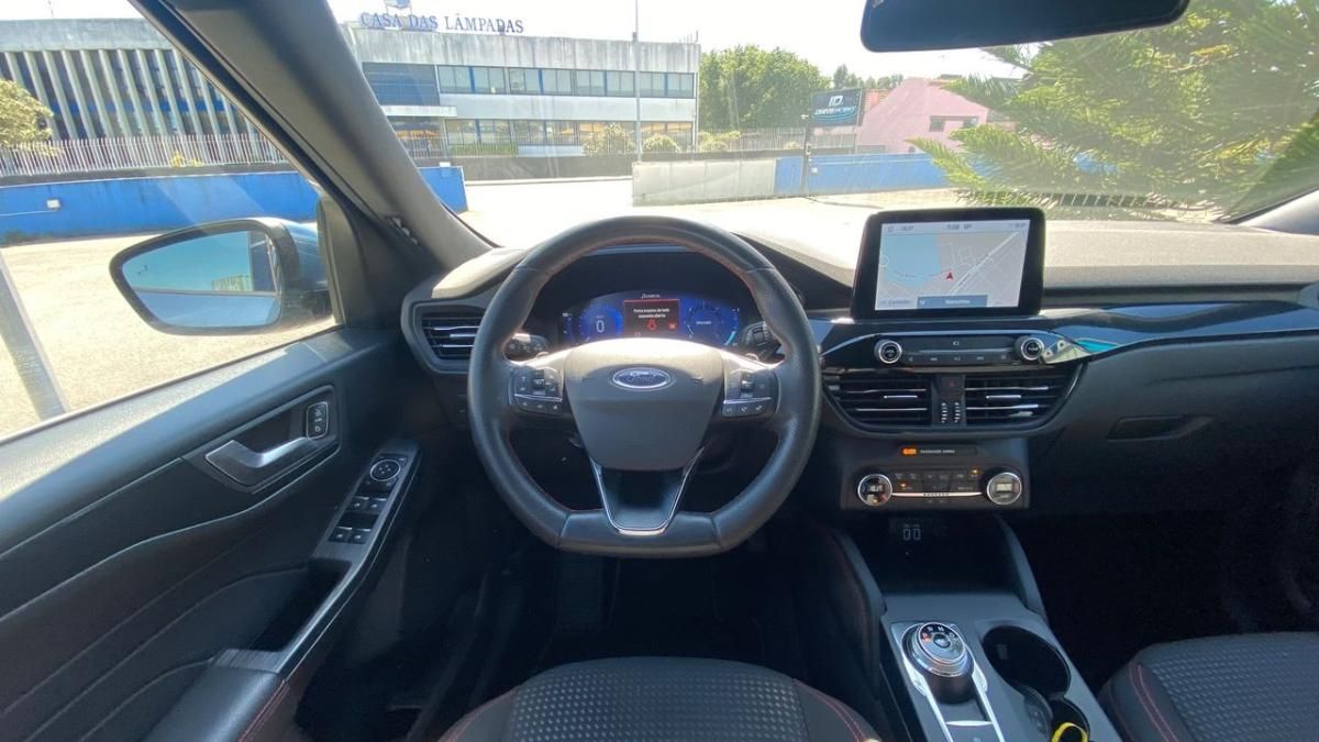 ford-kuga-2021-diesel-1499cc