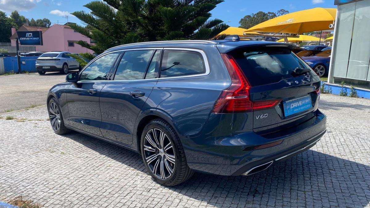 volvo-v60-2021-hibrido-a-gasolina-1969cc