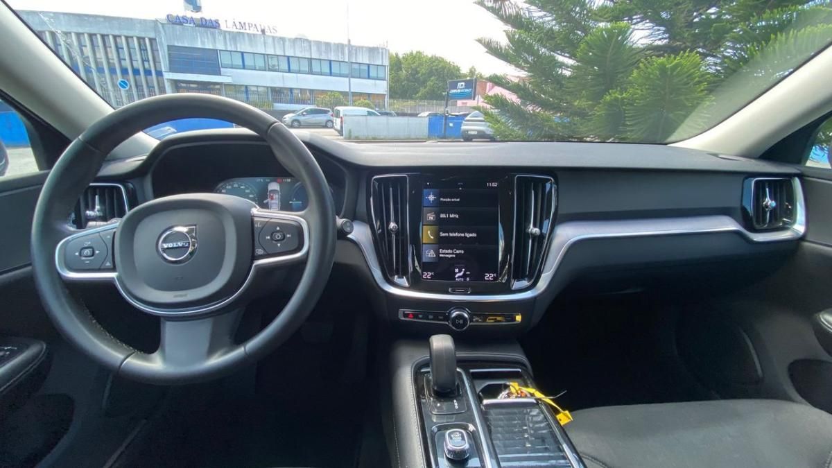 volvo-v60-2021-hibrido-a-gasolina-1969cc