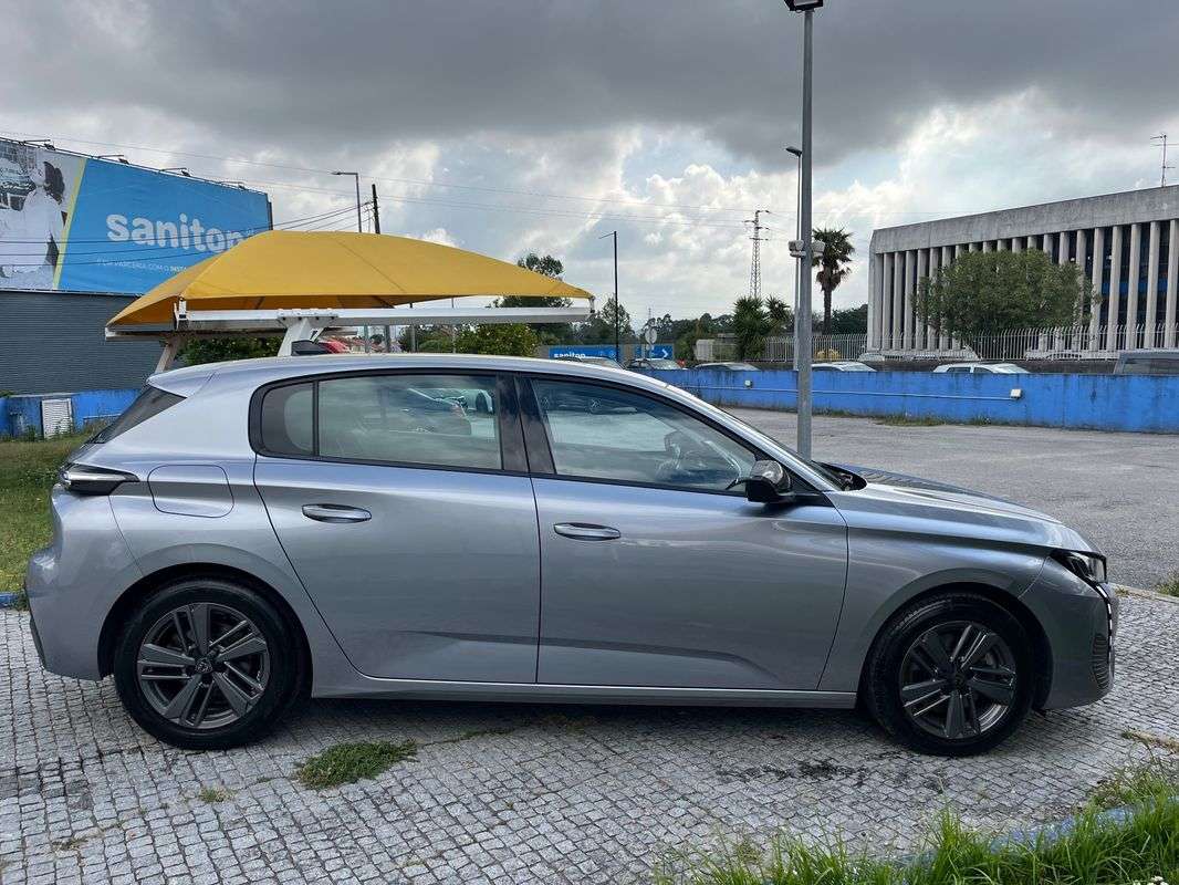 peugeot-308-2022-diesel-1499cc
