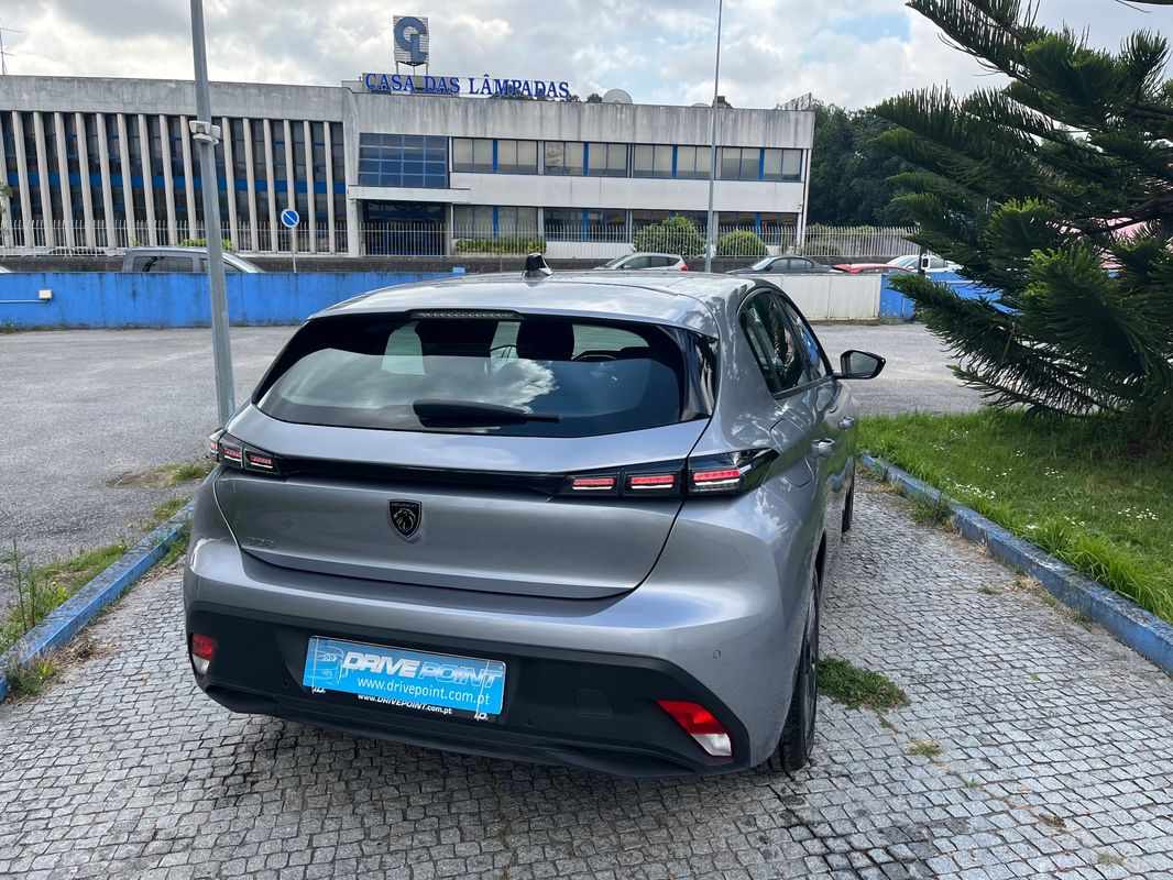 peugeot-308-2022-diesel-1499cc