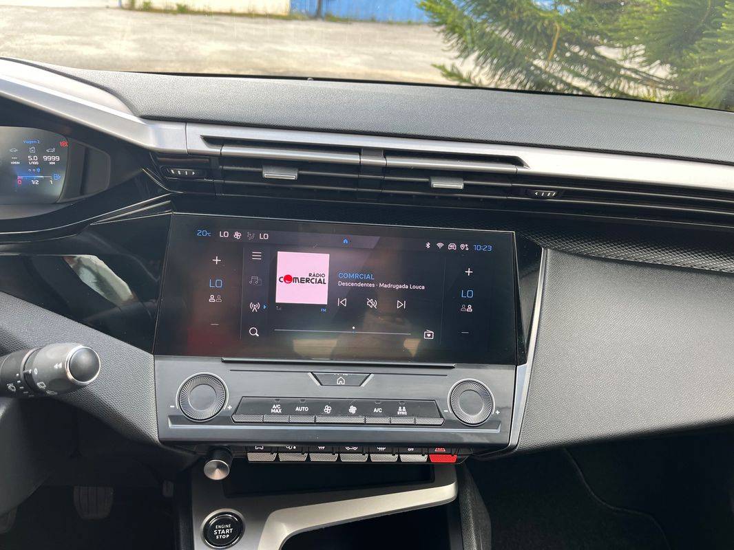 peugeot-308-2022-diesel-1499cc
