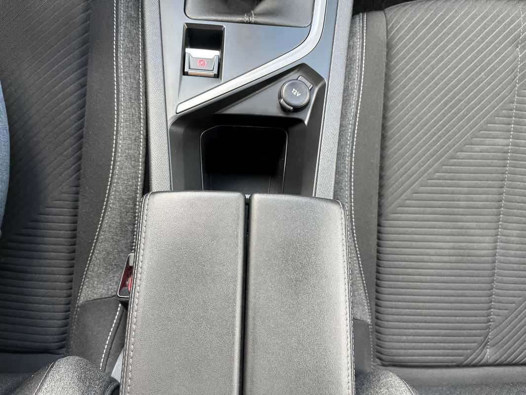 peugeot-308-2022-diesel-1499cc